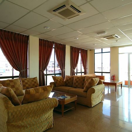 Aristo Hotel Putatan Kota Kinabalu Exterior photo
